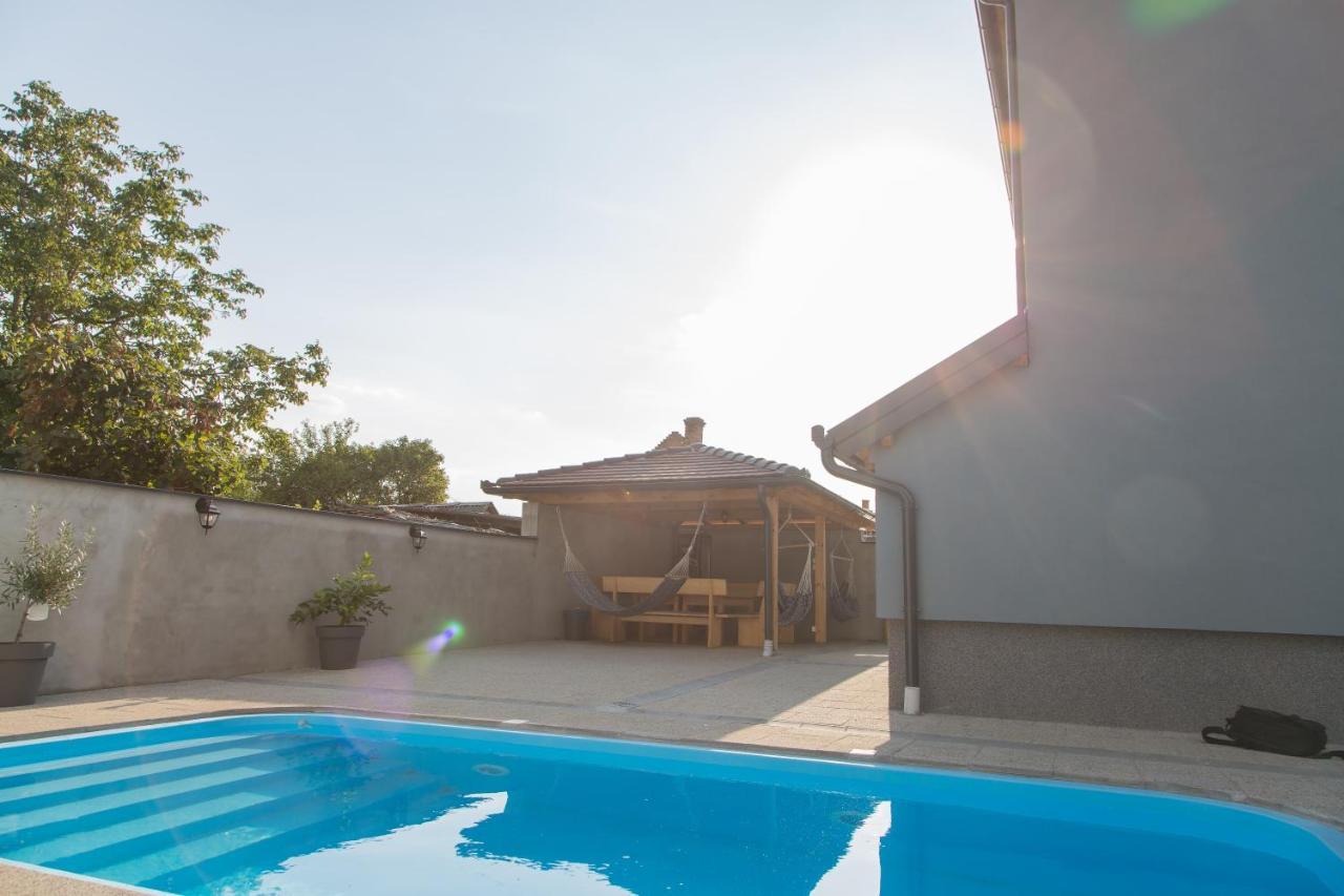 Holiday Home Thesaurum Karanac Extérieur photo